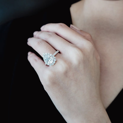 2.0 CT Pear Halo CVD F/VS2 Diamond Engagement Ring