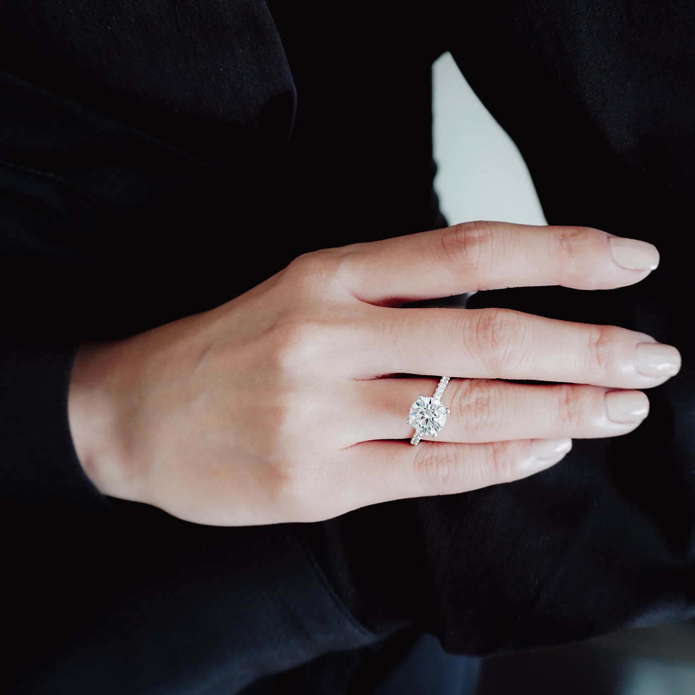 2.0 CT Round Hidden Halo CVD F/VS2 Diamond Engagement Ring