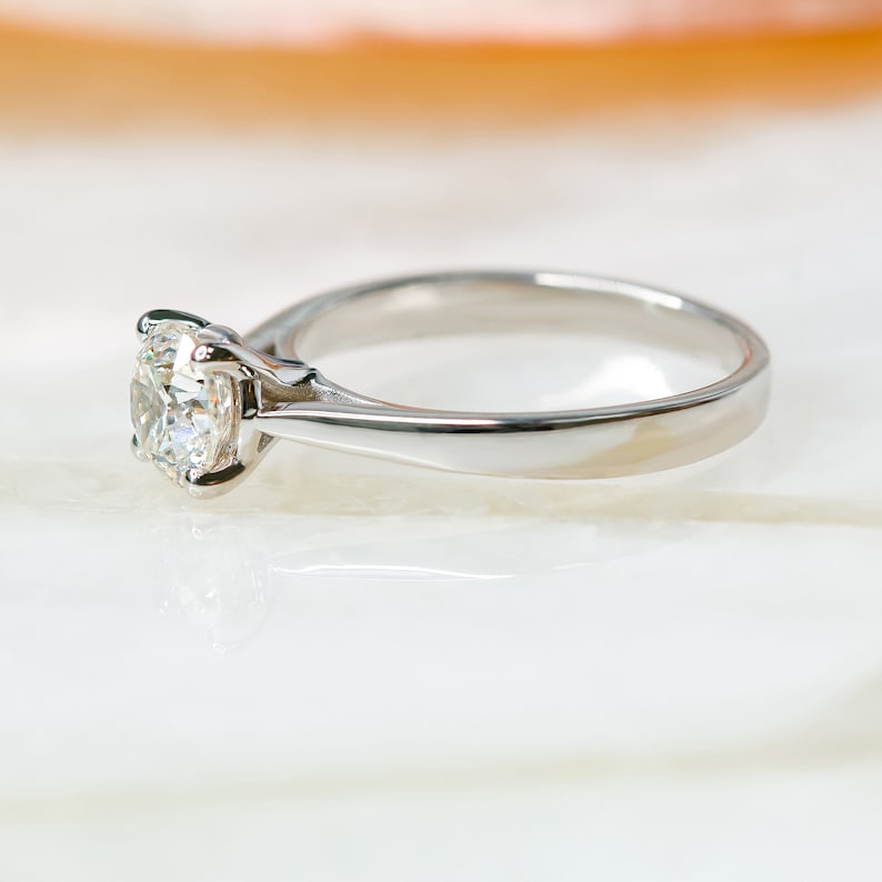 1.0 CT Round Solitaire F/VS1 Diamond Engagement Ring